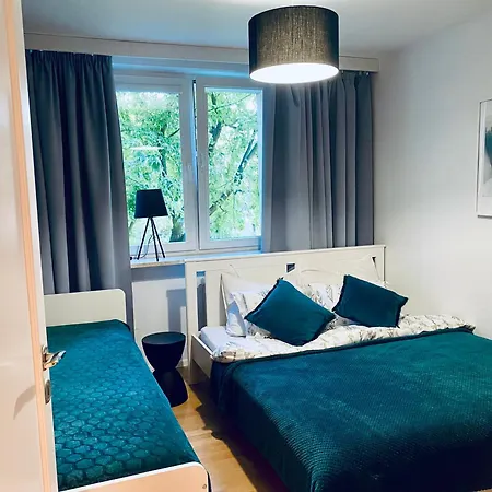 Apartament Near Metro Station And Park
